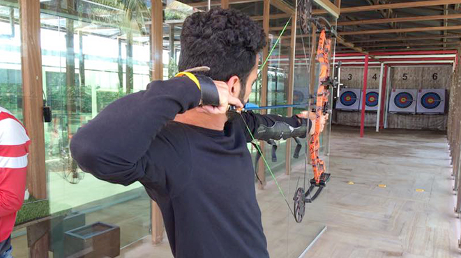 Try Archery- Compound Bow with your friends at Della